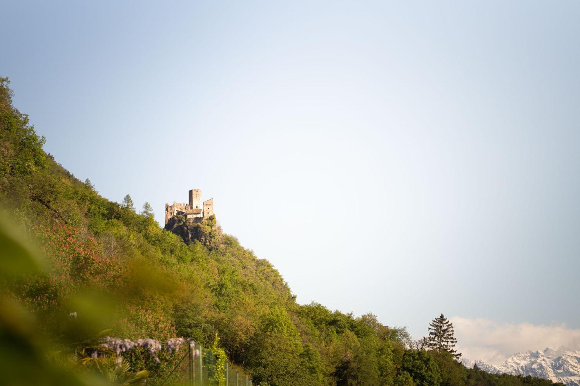 Schloss Hotel Korb Appiano Sulla Strada Del Vino Exterior foto